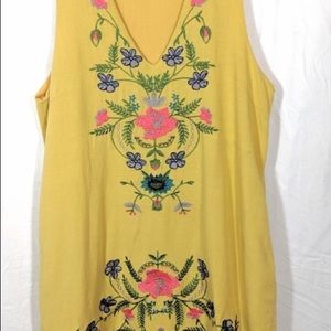 2BELLA EMBROIDERED TOP